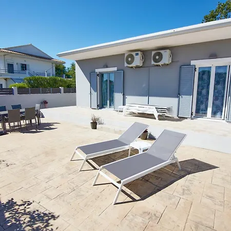 Fleur Villa Agios Georgios (Corfu)